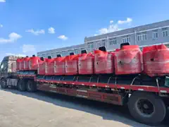 Промышленное оборудование, подготовленное к перевозке